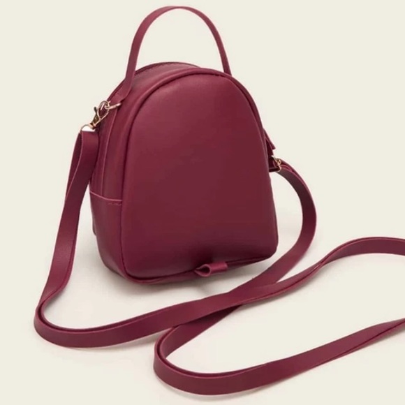 ✨Mini Backpack / Purse✨ - Picture 3 of 5